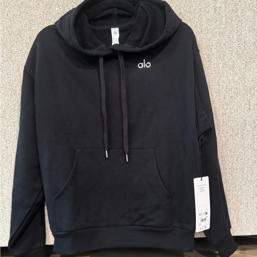 ALO Yoga Accolade Hoodie, Size XS. NWT.